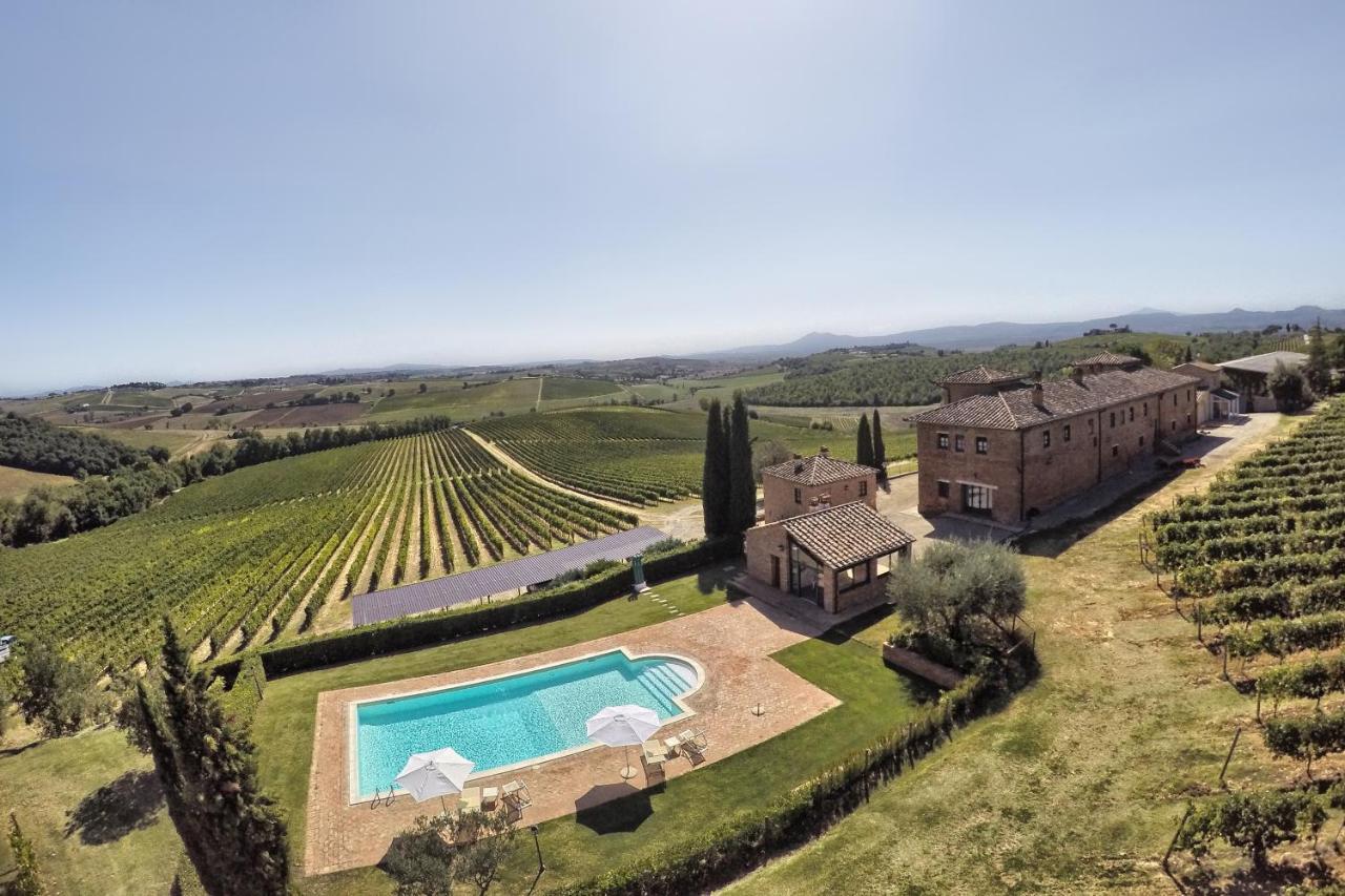 Agriturismo Terra Rossa Valiano Luaran gambar