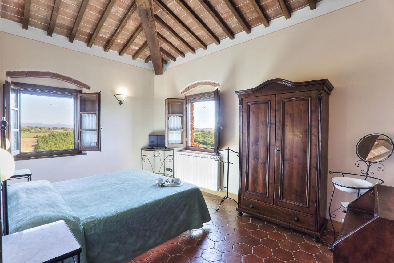 Agriturismo Terra Rossa Valiano Luaran gambar