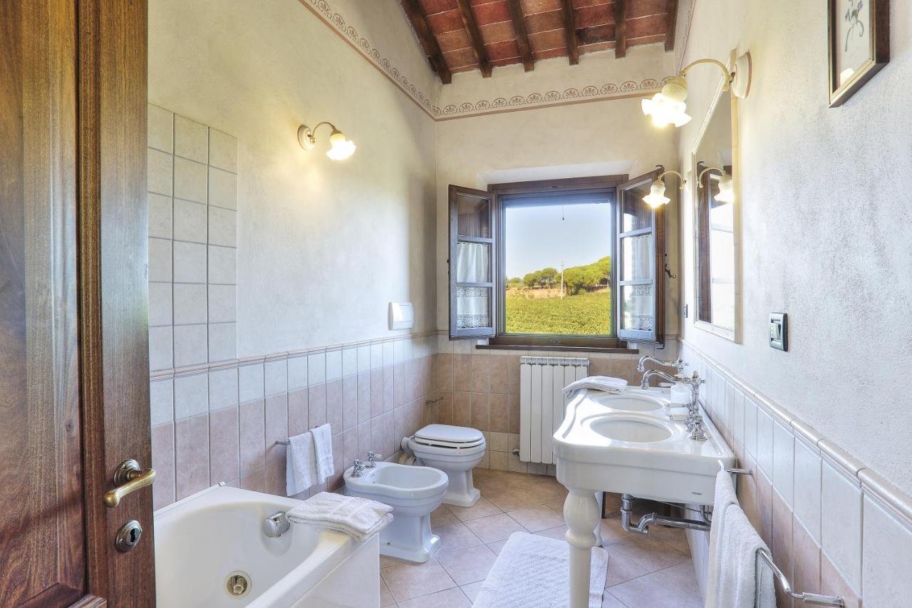 Agriturismo Terra Rossa Valiano Luaran gambar